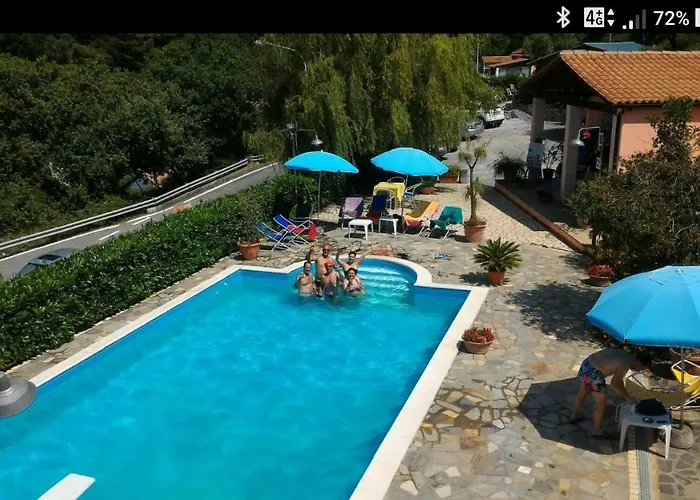 Bed & Breakfast Laino 4*