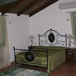Laino Bed & Breakfast