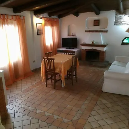 Bed & Breakfast Laino 3*