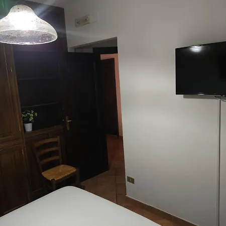 Bed & Breakfast Laino 3*