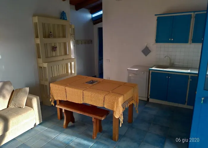 Laino فندق مبيت وإفطار 4*