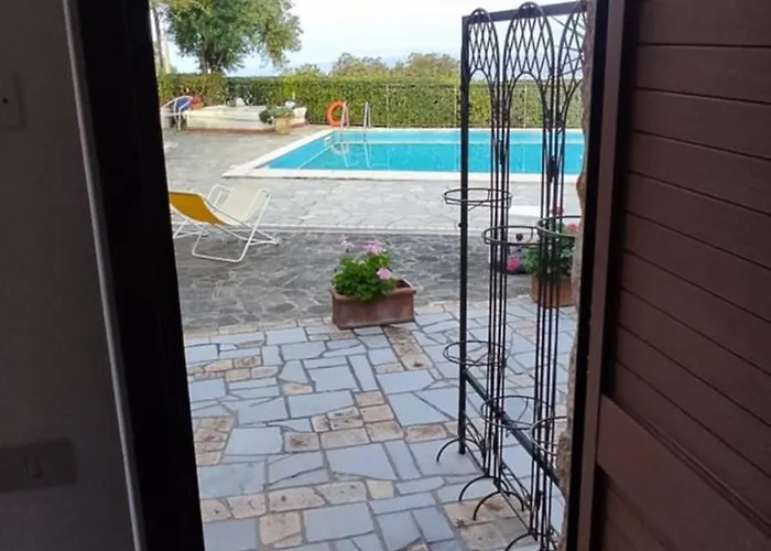 Laino فندق مبيت وإفطار ماراتييا